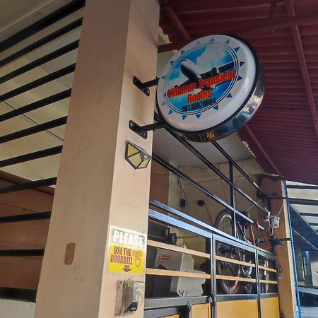 Airport Villamor Transient Rooms Manila Bagian luar foto