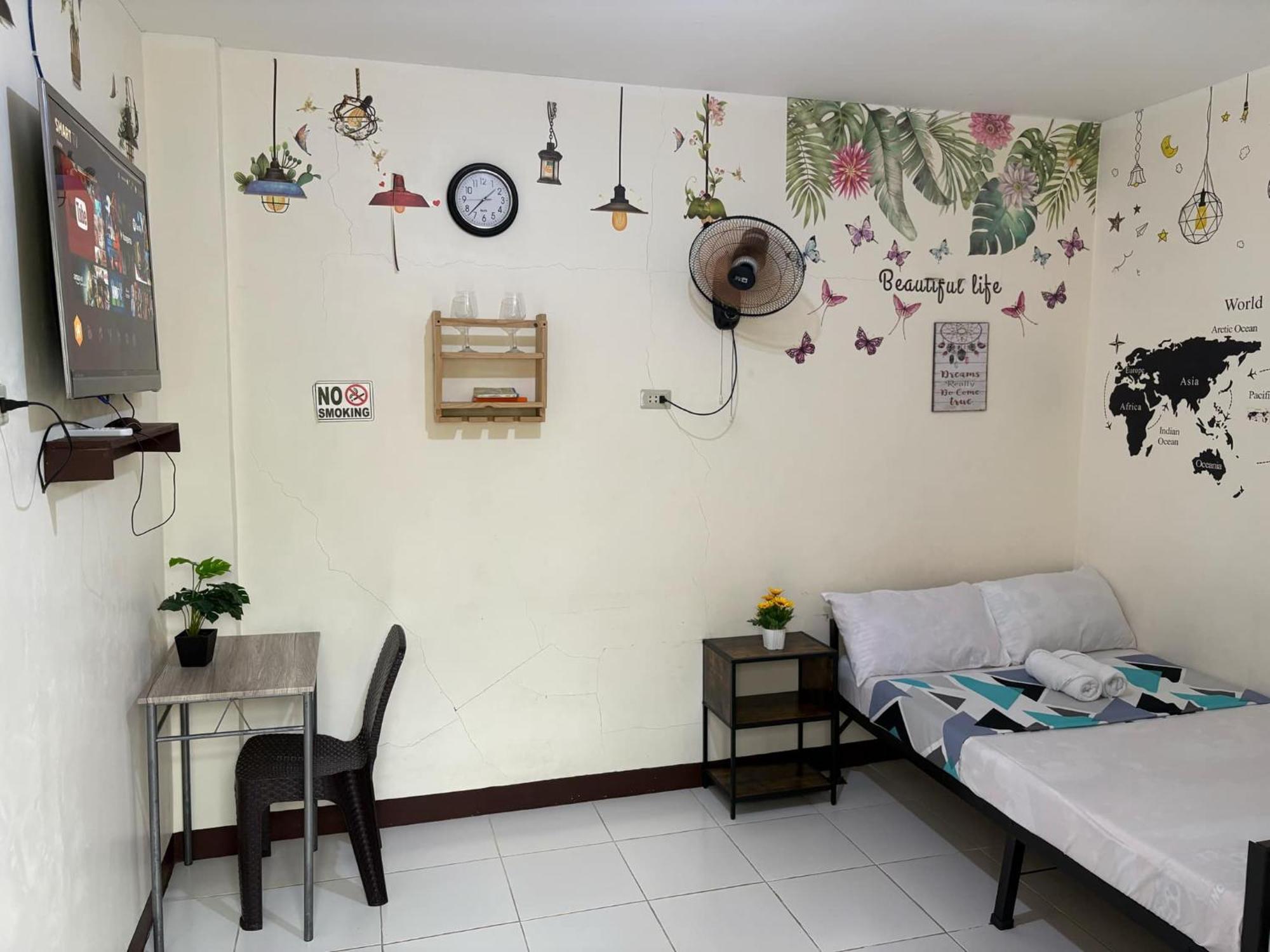 Airport Villamor Transient Rooms Manila Bagian luar foto